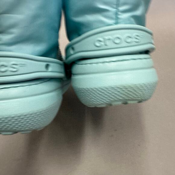 Crocs Classic Lined Neo Puff Boot in Aqua Slip On Women's Size 9 Men's 7 - Picture 11 of 14